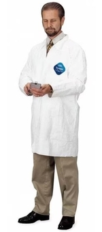 Tyvek&trade; 400 Lab Coat