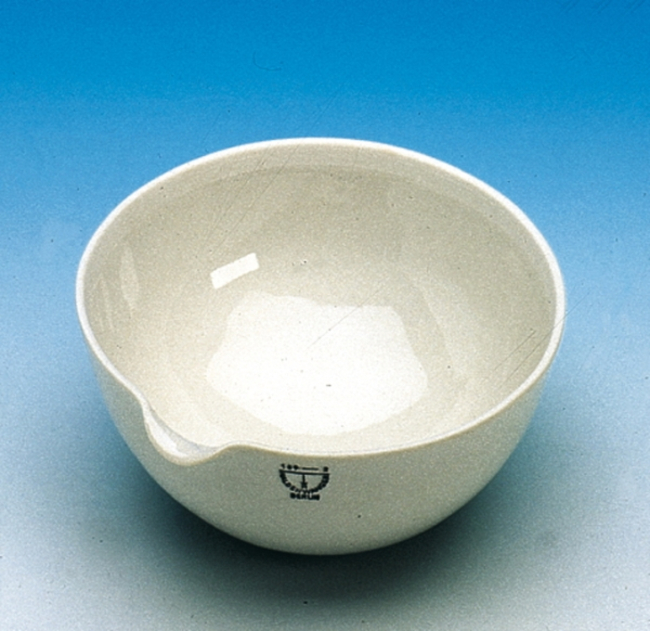 Porcelain Evaporating Dishes
