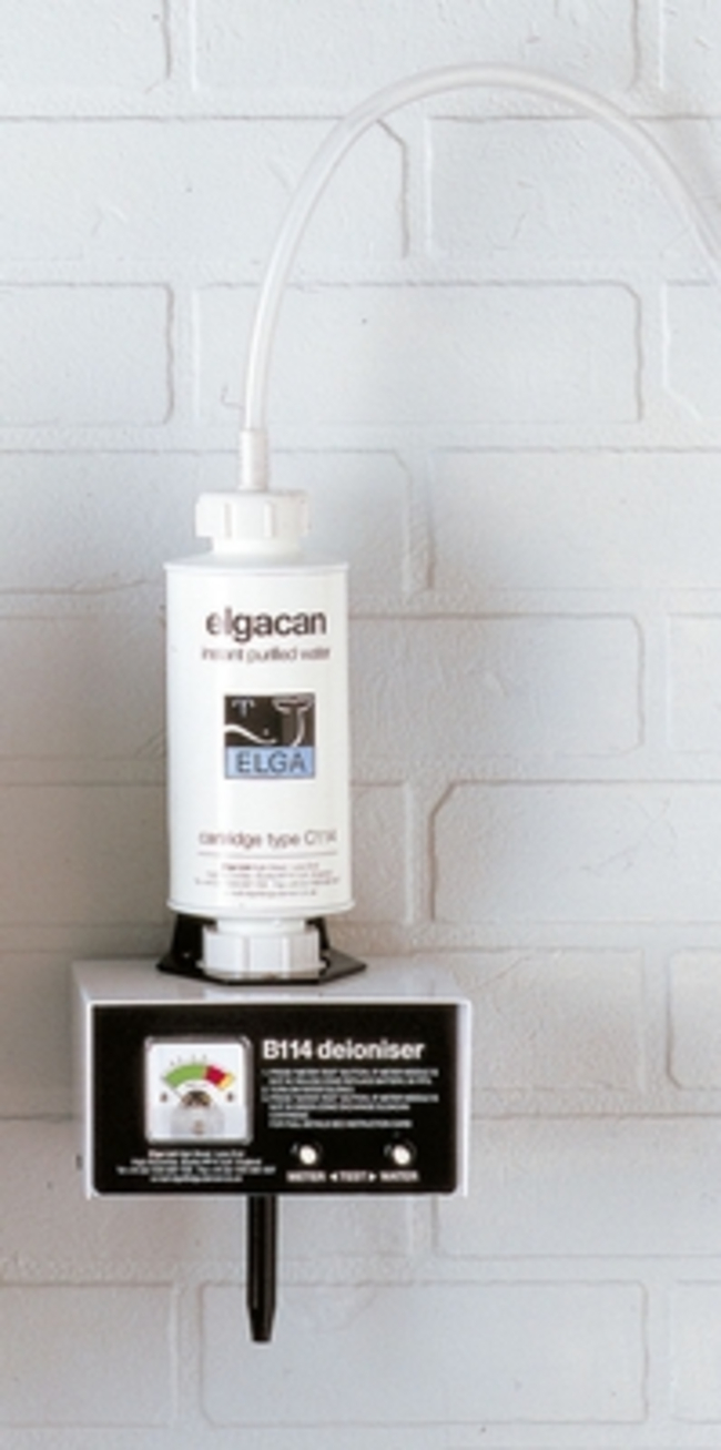 B114 Disposable Deioniser