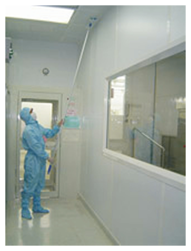 PharmaMOP&trade; Cleanroom Mop Heads, Sterile